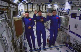揭秘“神十四”太空垃圾如何分類(lèi)處理